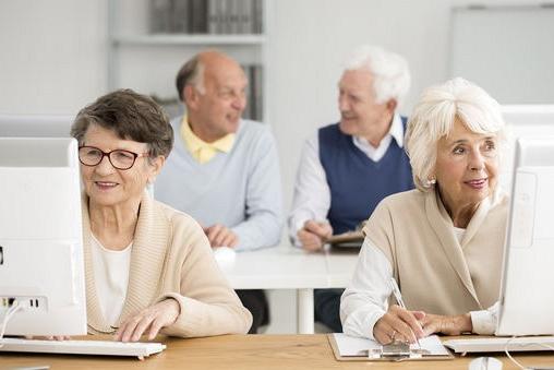 Kurs komputerowy dla seniorów