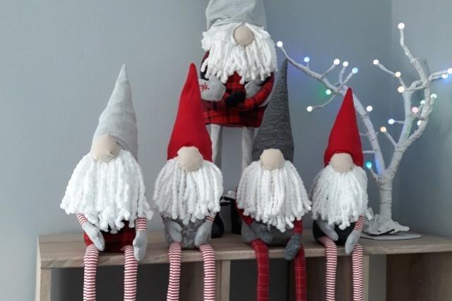 Mikołaje, bałwanki, reniferki