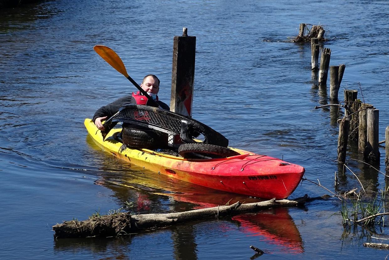 Akcja czyszczenia rzeki Łeby