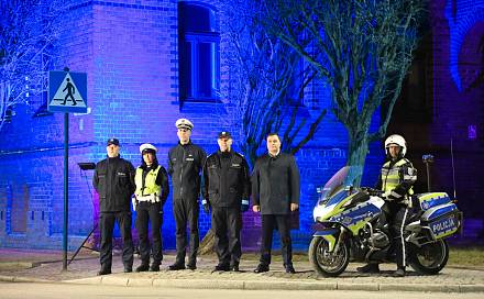 Czytaj o: Lębork pamięta o poległych funkcjonariuszach -