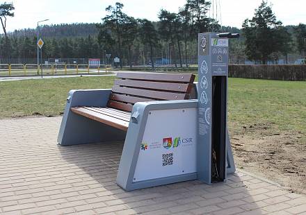Czytaj o: Solarna ławka i samoobsługowa stacja rowerowa