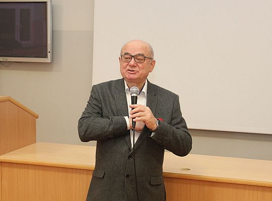 Wykład prof. Góralczyka o roli inżynierów w 34068