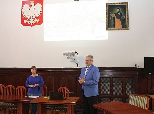 Zmiana organizacji ruchu przed dworcem PKP 34386