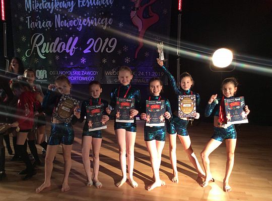 Jesienna scena we Włocławku należy do tancerek 34501