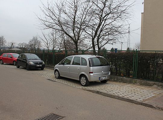 Nowe miejsca parkingowe przy Przedszkolu nr 9 34719