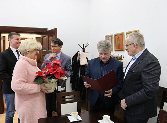 Podziękowania za wieloletnią pracę i współpracę 34795