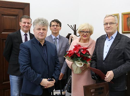 Podziękowania za wieloletnią pracę i współpracę 34796