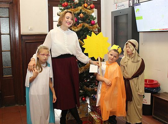 Przedszkolni kolędnicy z "Jesteśmy 34859