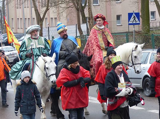 Orszak Trzech Króli dotarł do Lęborka 35024