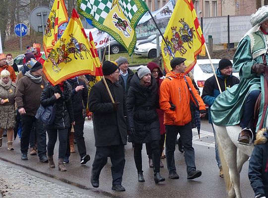 Orszak Trzech Króli dotarł do Lęborka 35025