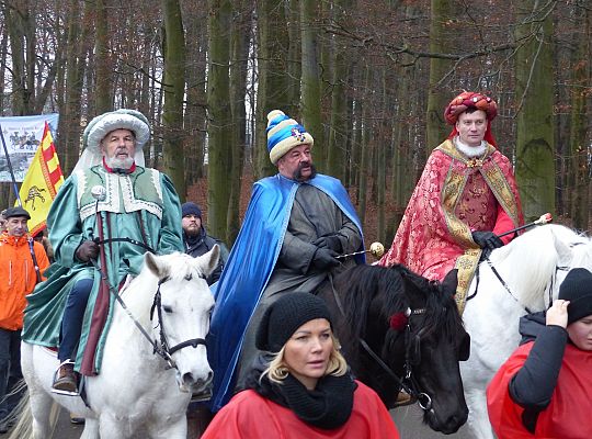 Orszak Trzech Króli dotarł do Lęborka 35041