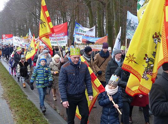 Orszak Trzech Króli dotarł do Lęborka 35043