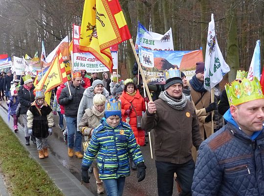 Orszak Trzech Króli dotarł do Lęborka 35044