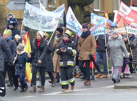 Orszak Trzech Króli dotarł do Lęborka 35052