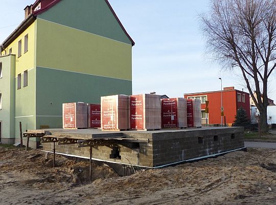 Przy Stryjewskiego powstają mieszkania komunalne 35091