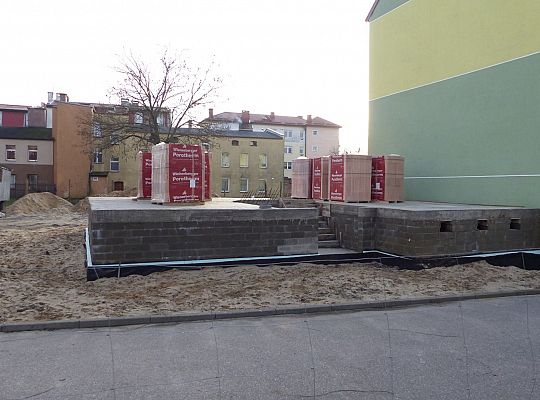Przy Stryjewskiego powstają mieszkania komunalne 35092