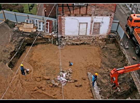 Odkryto fundamenty baszty 1131