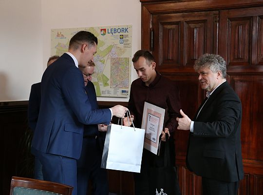 Młodzi sportowcy uhonorowani 35479