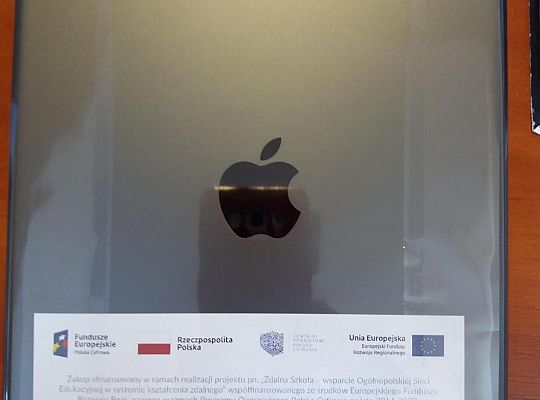 102 tablety dla 6 szkół podstawowych 35930