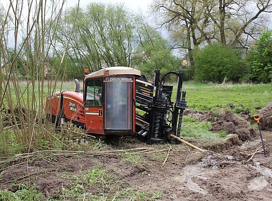 Wodociągowy przewiert sterowany pod rzeką Łebą 36073