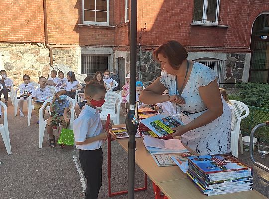 Rok szkolny zakończony! Czas na wakacje! 36311