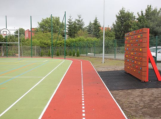 Nowe boisko prawie gotowe 36666