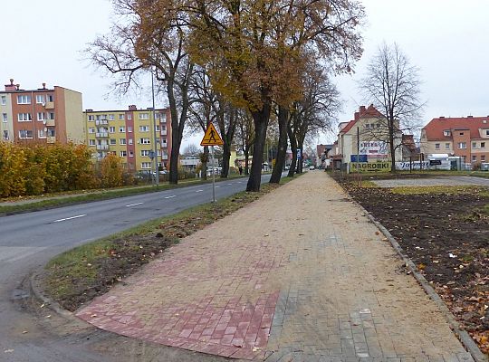 Ciąg pieszo-rowerowy na Krzywoustego wyremontowany 37438