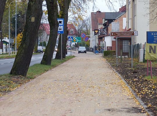 Ciąg pieszo-rowerowy na Krzywoustego wyremontowany 37439