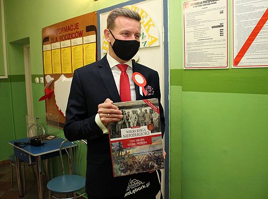 „Mazurek Dąbrowskiego” rozbrzmiał w lęborskich 37449