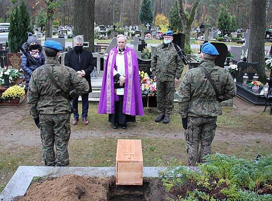 Plutonowy Henryk Keller spoczął na Cmentarzu 37517