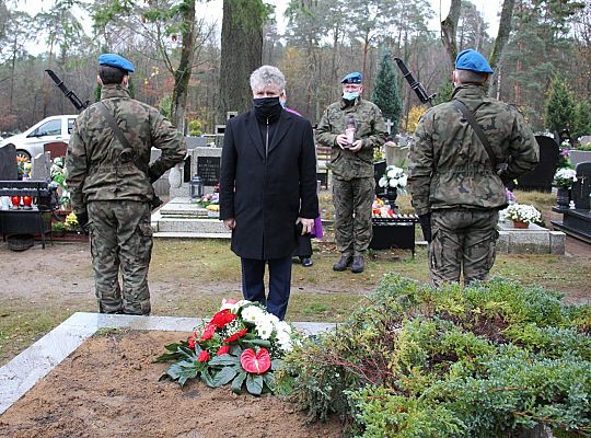 Plutonowy Henryk Keller spoczął na Cmentarzu 37525