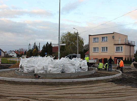 Przebudowa ronda przy Komuny Paryskiej 37529