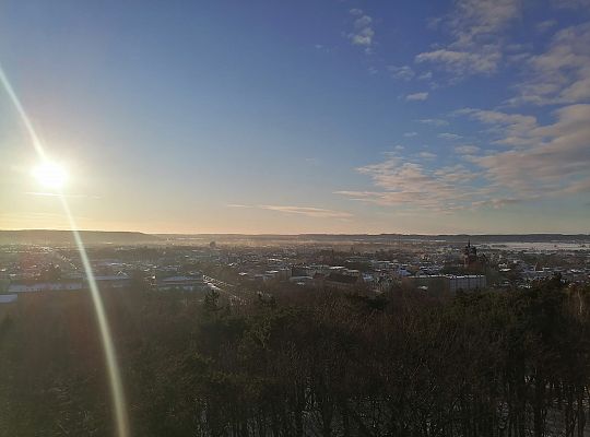 Młodzież zwiedziła Wieżę Ciśnień 38021
