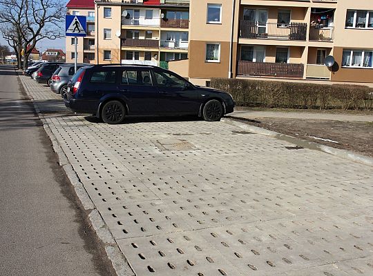 Parking przy ulicy Tczewskiej powiększony 38090