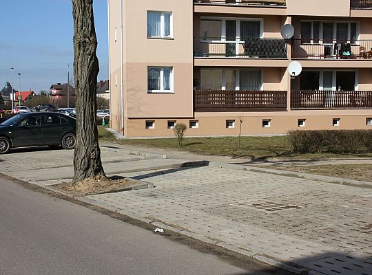 Parking przy ulicy Tczewskiej powiększony 38094