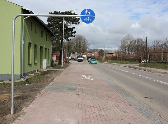 Na Kossaka powstał szeroki ciąg pieszo-rowerowy 38242