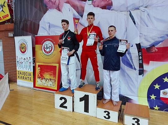 Shotokan Lębork z workiem medali w Legnicy 38578