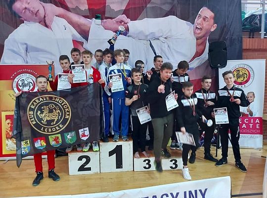Shotokan Lębork z workiem medali w Legnicy 38571