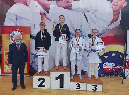 Shotokan Lębork z workiem medali w Legnicy 38572