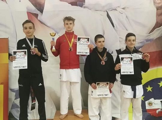 Shotokan Lębork z workiem medali w Legnicy 38576