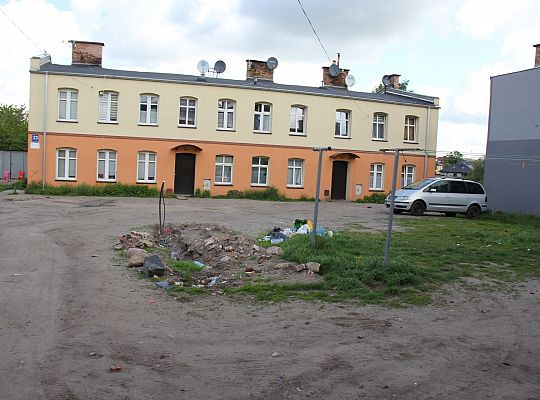 Podwórko przy Malczewskiego 22-24 38604