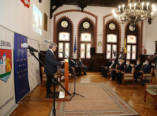 Krajowy Zasób Nieruchomości obejmuje udziały w 38616
