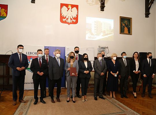 Krajowy Zasób Nieruchomości obejmuje udziały w 38620