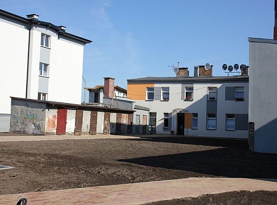 Podwórka integracyjne zmieniają „Lębork Nowy 38969