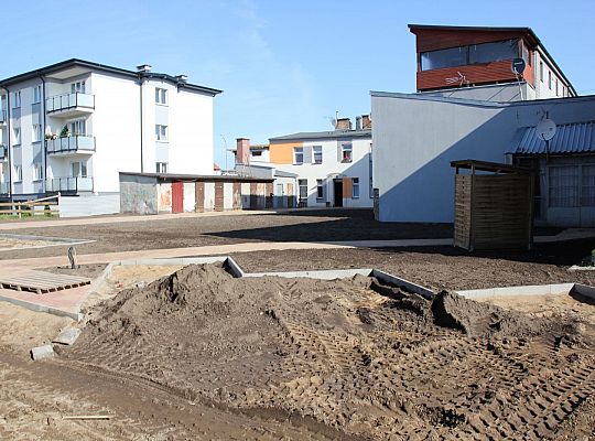 Podwórka integracyjne zmieniają „Lębork Nowy 38971