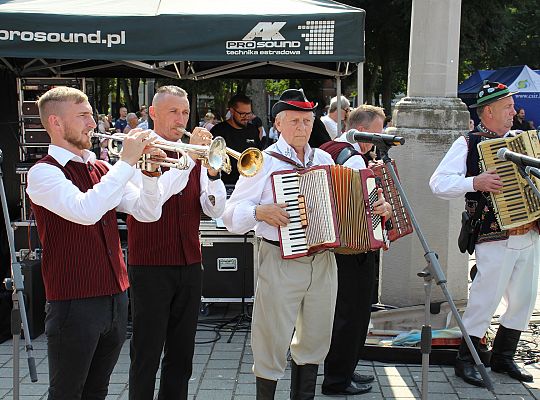 Międzynarodowe Spotkania z Folklorem „Muzyka 39136