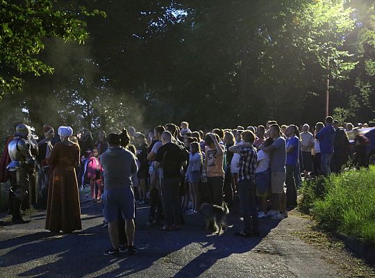 Spacerowali z duchami krzyżaków do trzech wież 39278