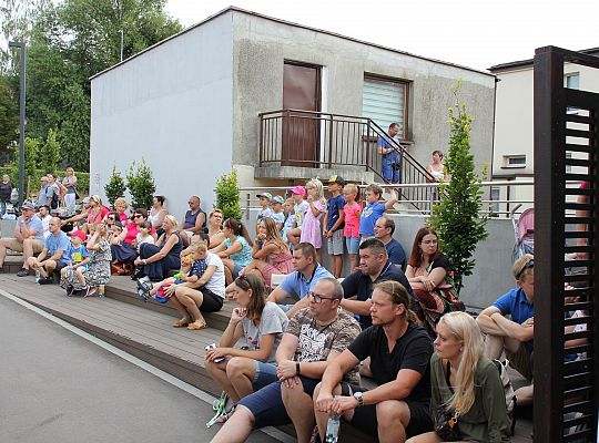 Radość w „Zakątku Kultury”. Letnie spektakle dla 39324