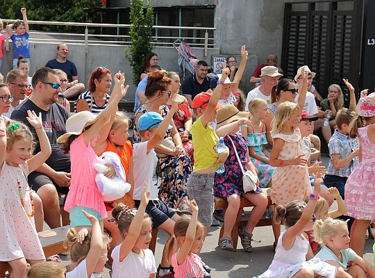 Radość w „Zakątku Kultury”. Letnie spektakle dla 39332