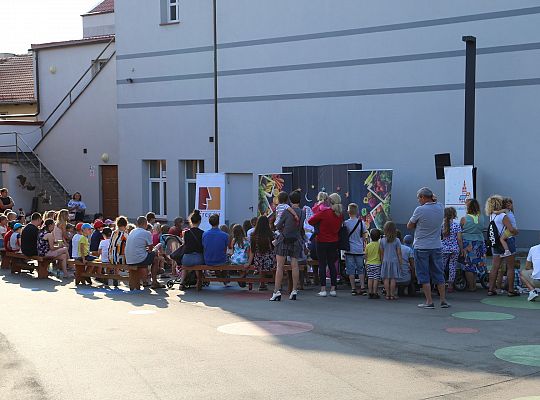 Radość w „Zakątku Kultury”. Letnie spektakle dla 39308